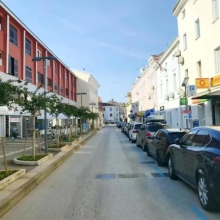 Apartment Klimatisierte In Zambratija Mit Grill Und Meerblick