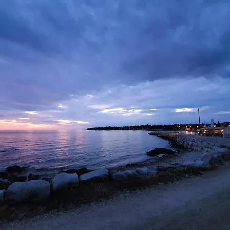 Klimatisierte In Zambratija Mit Grill Und Meerblick * Umag