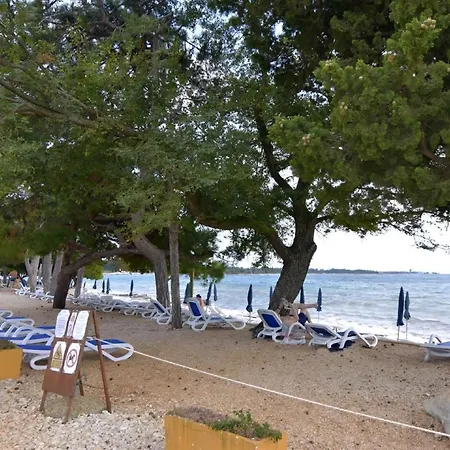 Apartment Klimatisierte In Zambratija Mit Grill Und Meerblick Umag
