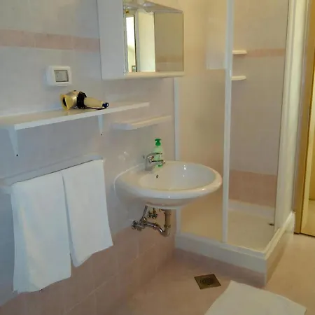 Apartment Klimatisierte In Zambratija Mit Grill Und Meerblick *